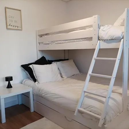 Casa Con Jardin A 2 Min Playa, Garaje Privado Apartment *